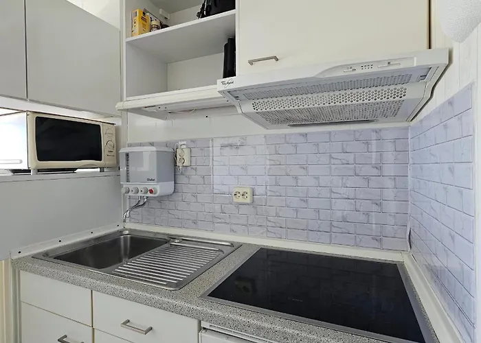 Bellevue B4 Apartment *